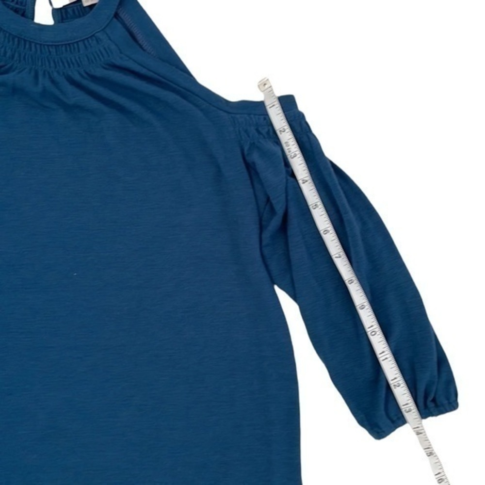 Loft Cold Shoulder Top - Picture 7 of 9